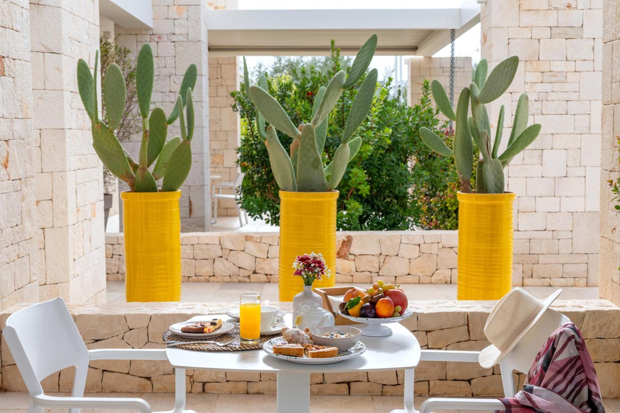 Essenza Relais Contemporaneo Cisternino Exterior foto